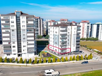 ATAKENTTE SİTE İÇİ CADDE CEPHE 165 M2 SİTEDE KİRALIK