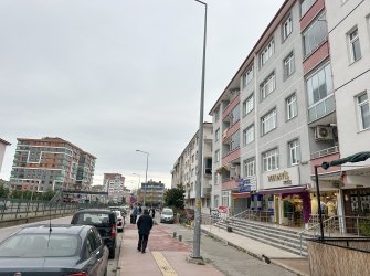    ÖMÜREVLERİ TRAMVAYDA 3+1 YALITIMLI KİRALIK DAİRE