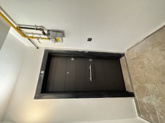 DENİZ MANZARALI BULVARA CEPHE KİRALIK DAİRE
