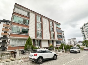  AMİSOS TEPESİNDE 3+1 GİYİNME ODALI AZ KULLANILMIŞ