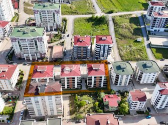 SİTEDE BAHÇELİ 70 M2 1+1 SATILIK DAİRE