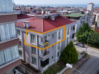 TRAMVAY DURAĞINDA EŞYALI 1+1 SATILIK DAİRE